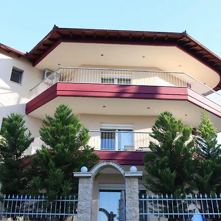 Kriopigi Apartments *