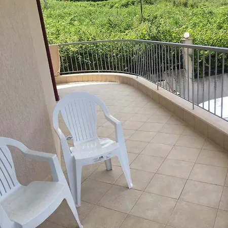 Kriopigi Apartments * Κρυοπηγή