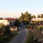 Kriopigi Apartments *