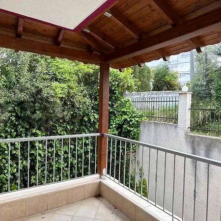 Kriopigi Apartments 公寓